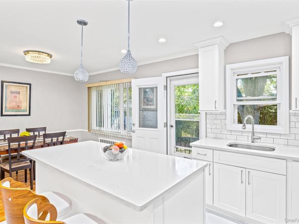 1013 Stafford Road, Valley Stream NY 11580