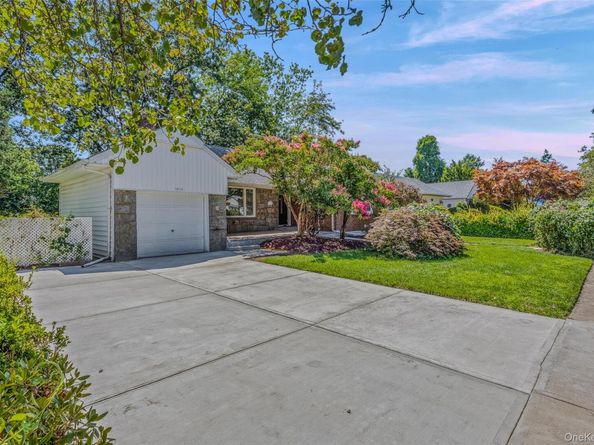 1013 Stafford Road, Valley Stream NY 11580
