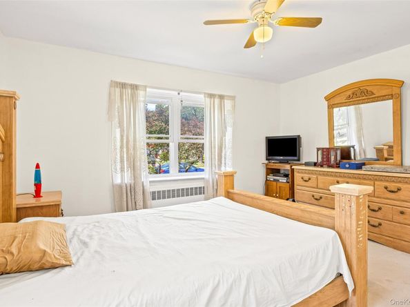 1013 Stafford Road, Valley Stream NY 11580