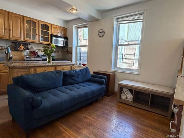 84-55 Daniel Street 6E, Briarwood NY 11435