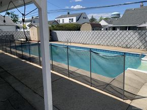 13 Peachtree Lane, Levittown NY 11756