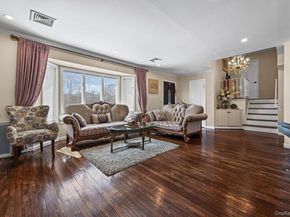 4 Birchwood Park Drive, Syosset NY 11791