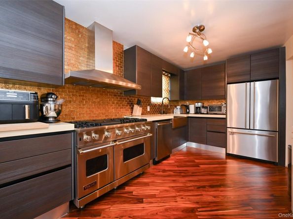 165-05 67th Avenue, Fresh Meadows NY 11365