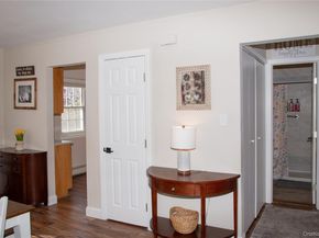 18 Springwood Drive A, North Babylon NY 11703