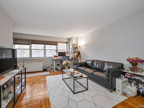 6636 Yellowstone Boulevard 2C, Forest Hills NY 11375