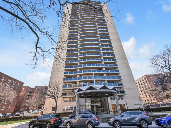 6636 Yellowstone Boulevard 2C, Forest Hills NY 11375