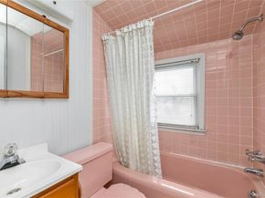 104 Vesper Court, Babylon NY 11702