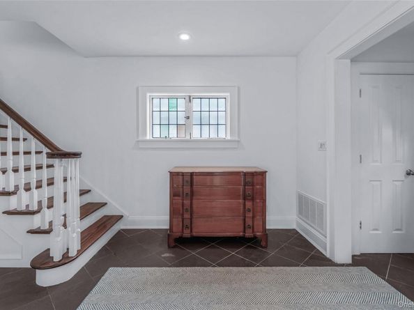 340 Manor Road, Douglaston NY 11363