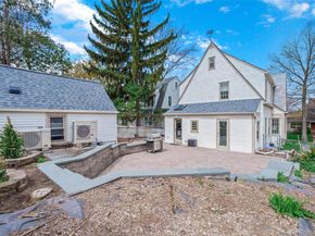 340 Manor Road, Douglaston NY 11363