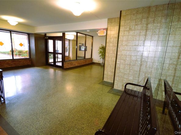 247 Parkview Avenue 6M, Bronxville NY 10708