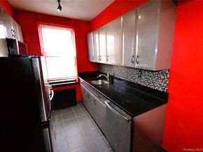 247 Parkview Avenue 6M, Bronxville NY 10708
