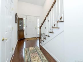 174 Pond View Drive, Port Washington NY 11050