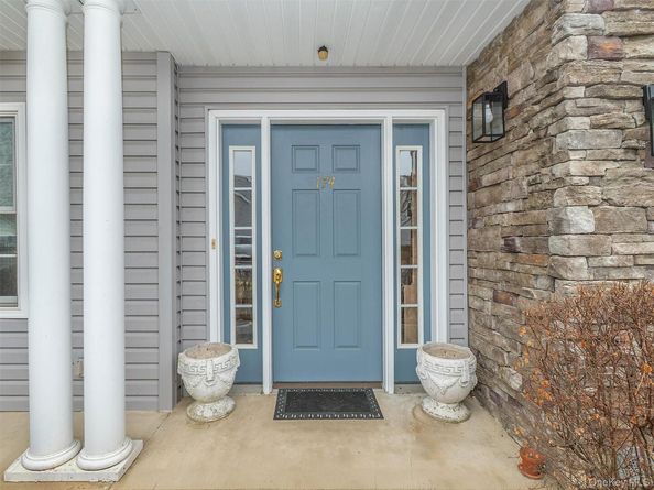 174 Pond View Drive, Port Washington NY 11050