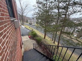 55 Fieldstone Drive 41, Hartsdale NY 10530