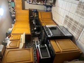 137-15 220th Place, Laurelton NY 11413