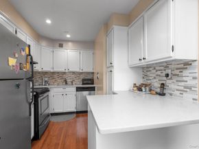 166-31 9th Ave 8A, Beechhurst NY 11357