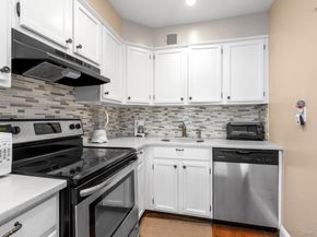 166-31 9th Ave 8A, Beechhurst NY 11357