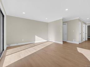 96 Molly Pitcher Lane H, Yorktown Heights NY 10598