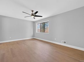 96 Molly Pitcher Lane H, Yorktown Heights NY 10598