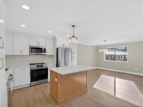 96 Molly Pitcher Lane H, Yorktown Heights NY 10598