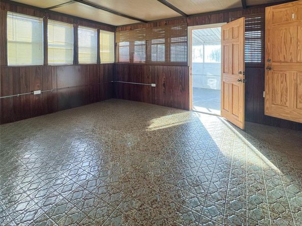 32 Flintlock Drive, Shirley NY 11967