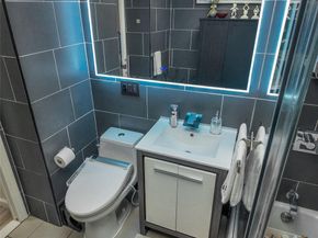 1966 Newbold Avenue 904, Bronx NY 10472