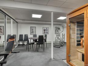 66 Knoll Road, Southampton NY 11968