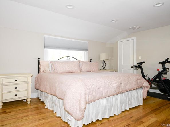 181 Friends Lane, Westbury NY 11590