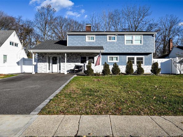 181 Friends Lane, Westbury NY 11590