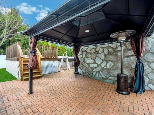 277 Clocks Boulevard, East Massapequa NY 11758