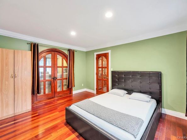 277 Clocks Boulevard, East Massapequa NY 11758