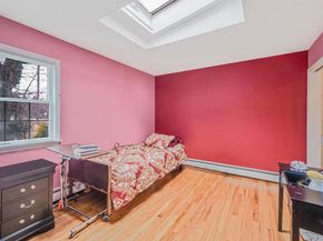 7 Rugby Road, Westbury NY 11590