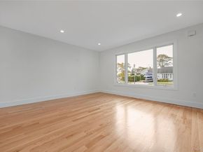 985 Douglas Avenue, Wantagh NY 11793