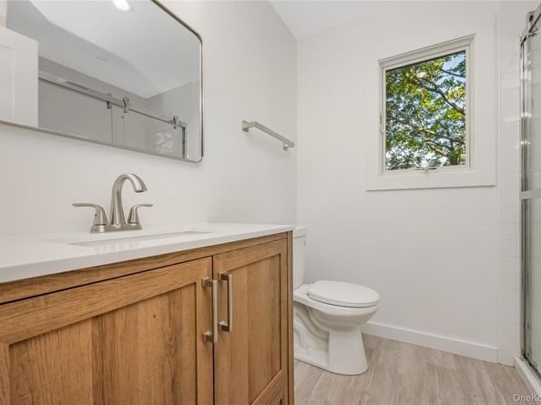 985 Douglas Avenue, Wantagh NY 11793