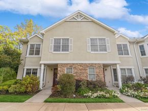 98 Pond View Drive 240, Port Washington NY 11050