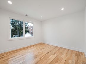 27 Elizabeth Court, Hempstead NY 11550