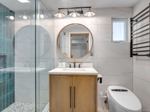 22469 76th Road, Bayside NY 11364