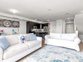 322 Marina Point, East Rockaway NY 11518