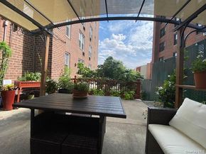 50-22 40th Street 5A, Sunnyside NY 11104