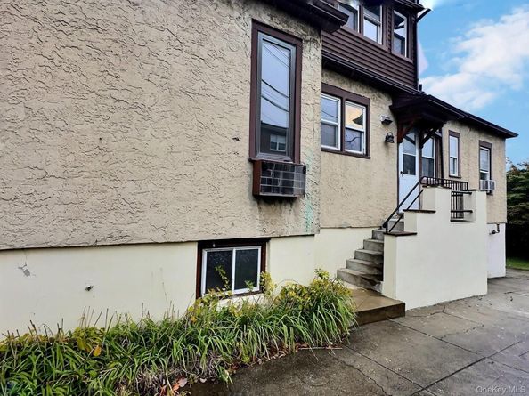 72 Gibson Place, Yonkers NY 10705