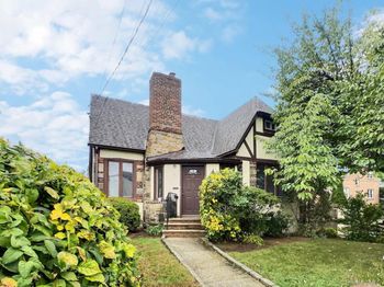 72 Gibson Place