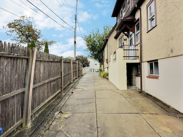 72 Gibson Place, Yonkers NY 10705