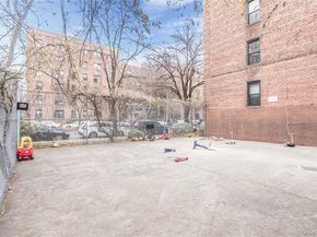 87-10 34 Avenue 4, Jackson Heights NY 11372