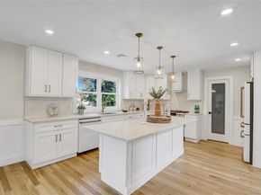 201 Argyle Place, Bellmore NY 11710