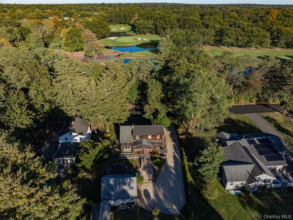 424 Evergreen Avenue, Hauppauge NY 11788
