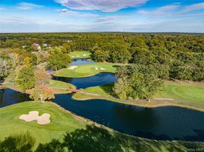 424 Evergreen Avenue, Hauppauge NY 11788