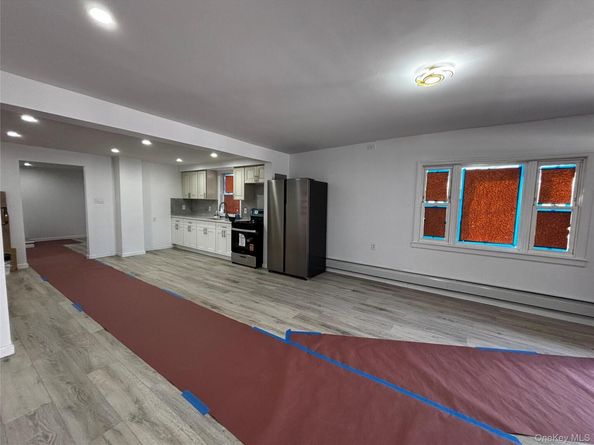 44 Broadway, Howard Beach NY 11414
