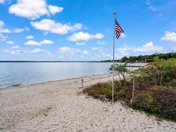 23 Scallop Lane, South Jamesport NY 11970
