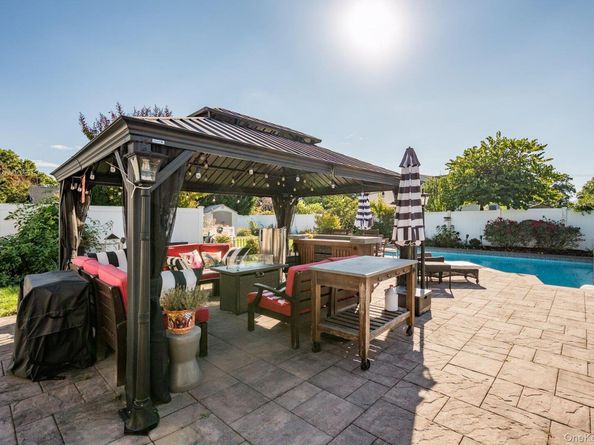 2806 Wilson Avenue, Bellmore NY 11710