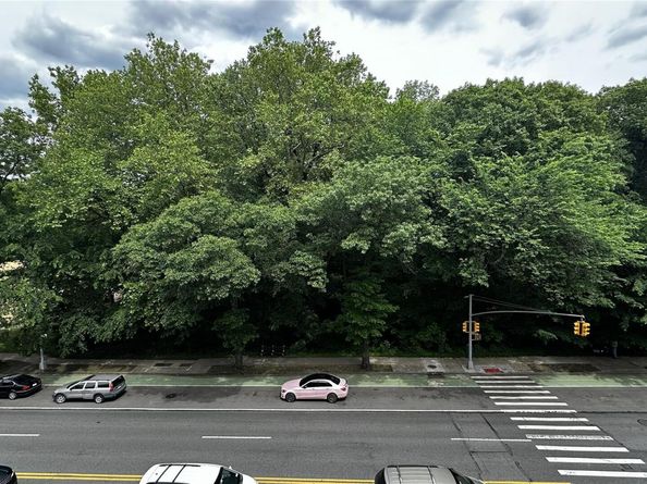 6535 Broadway 4J, Bronx NY 10471